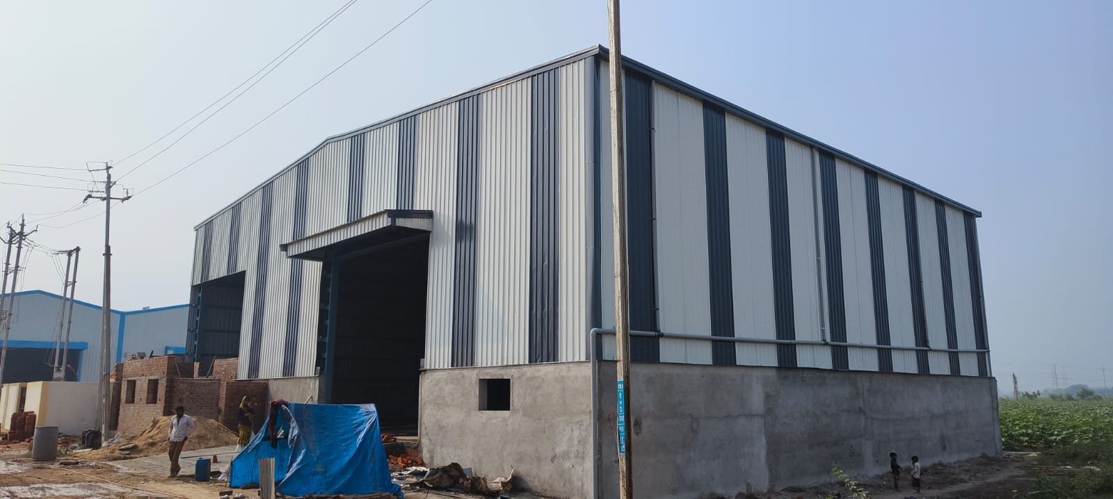 Industrial Heavy PEB Shed Erection